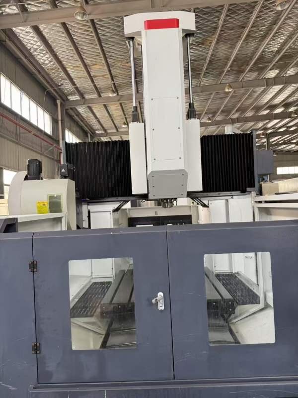 2024年上海斌胜，斌盛1313小龙门加工中心，，三轴线轨.