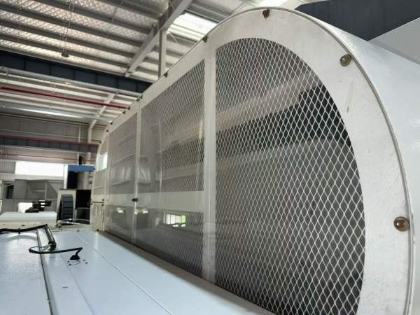 2019年永进TV-2110B加工中心行程:21001020762BT50，直.