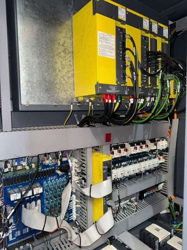 2019年永进TV-2110B加工中心行程:21001020762BT50，直.