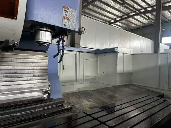 罗威斯4500型材机，2022年出厂，BT40主轴直连12000转