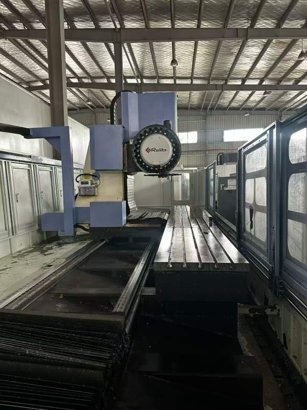 罗威斯4500型材机，2022年出厂，BT40主轴直连12000转