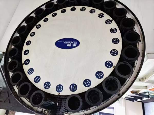 买一台精品惠勒1370立加，发那科mf plus系统，bt50 皮.