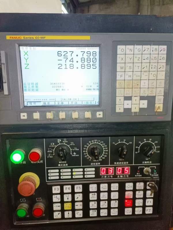 2017年一通855加工中心，两线一硬，发那科mf系统，BT4.
