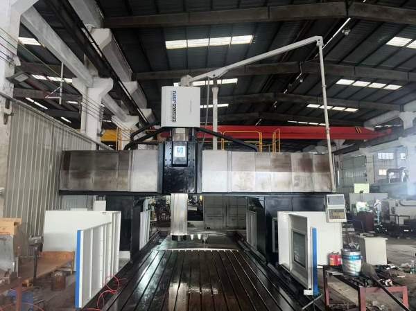 国盛6038RHZ轴方滑枕结构发那科mf-plus1包bt50齿轮头.