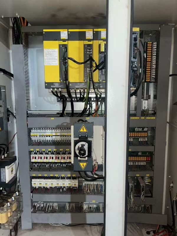 国盛6038RHZ轴方滑枕结构发那科mf-plus1包bt50齿轮头.