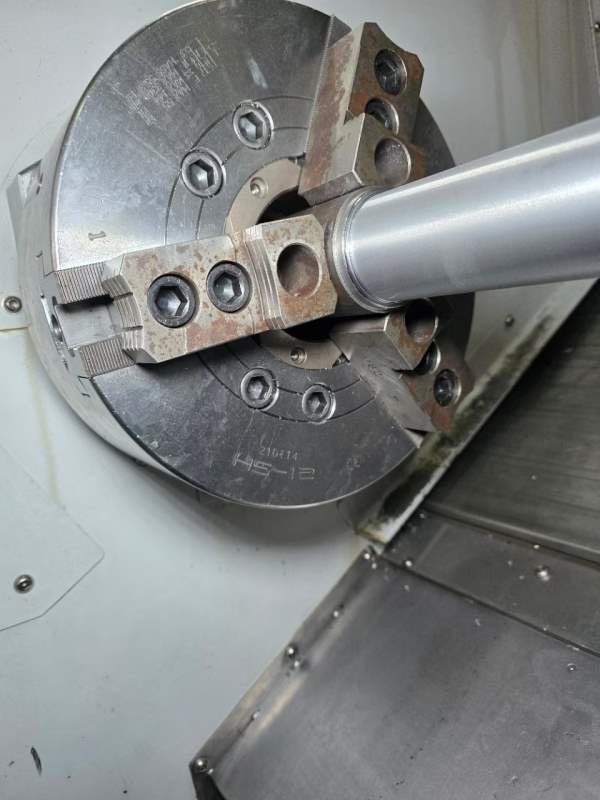 斗山PUMA3050L，12寸卡盘，18.5KW主轴电机，过棒料76.