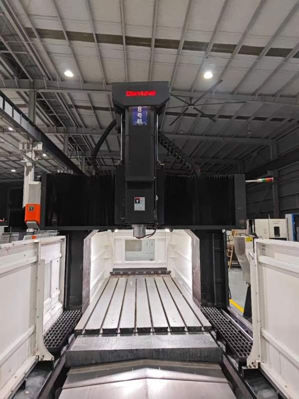 2023年德扬3018重型数控龙门系统:发那科MF Plus系统BT.