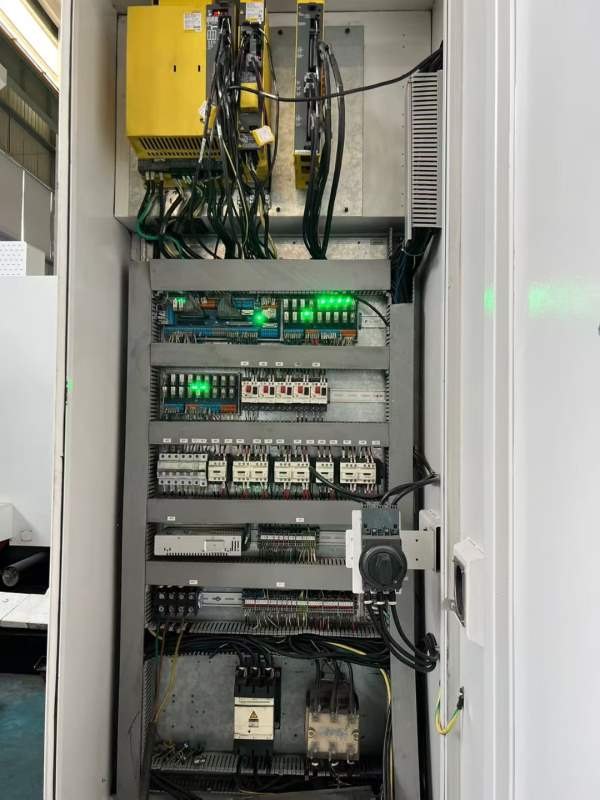 乔峰630单工作台卧加，三轴行程/Y/Z1300/950/710，BT5.