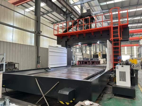 刚刚买下2023年8月德扬6547龙门加工中心 工作台3米6米.