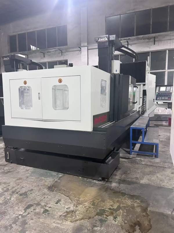 同款2台台湾亚威NVP-3015龙门加工中心，发那科MF系统.