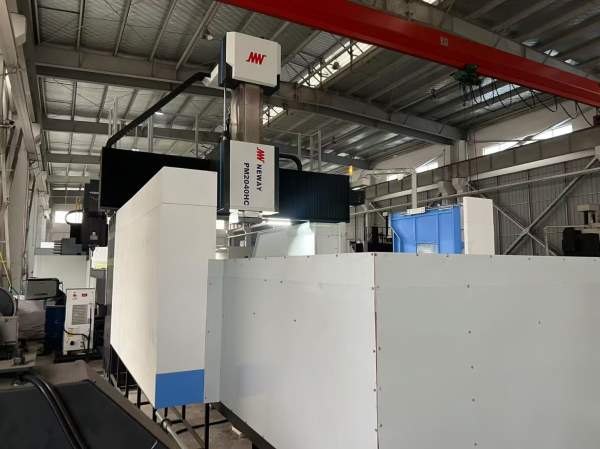 2025年纽威pm2040HC数控龙门，工作台2000/4000mm，门.