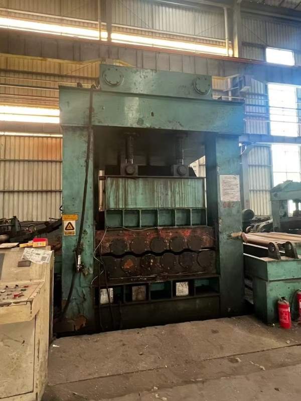 工厂在位处理：南通骏鹏11辊25 X 2300开平线，棍径250.