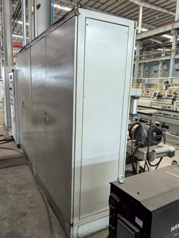 5000吨纵梁成型压力机_在位出售。