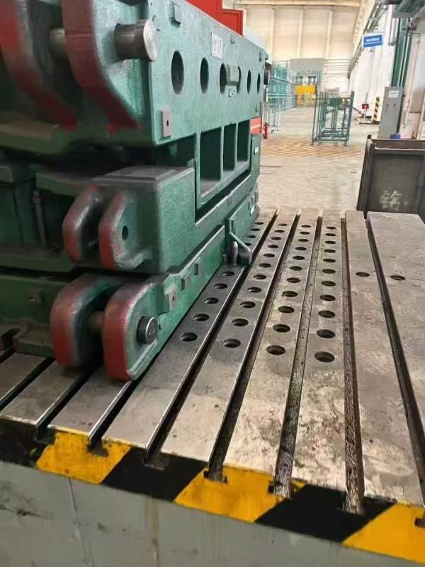 刚刚买下：合肥锻压自动化钣金冲压生产线液压线：2000.