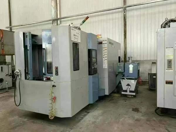 仅剩一台：韩国斗山HP4000卧式加工中心，系统法纳克31.