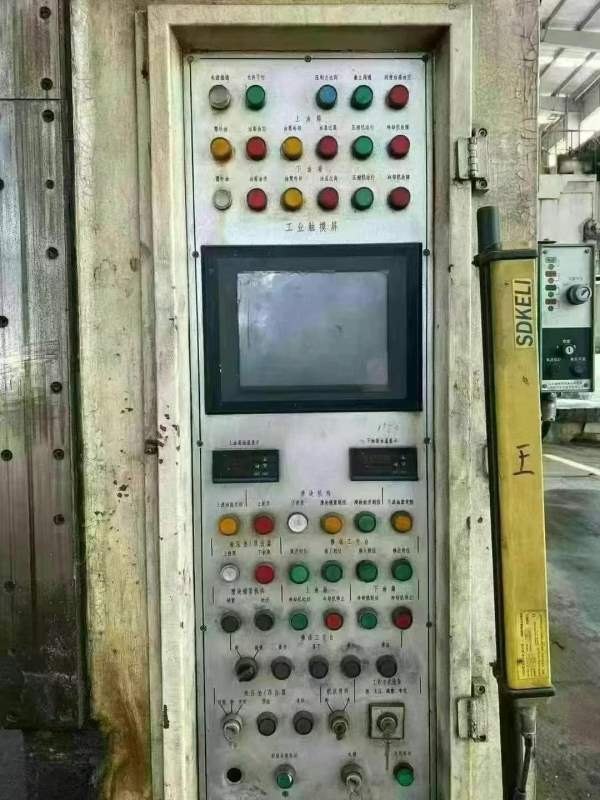 上海工厂出售： 合肥锻压1250吨台面2.24.2米开口2米需.