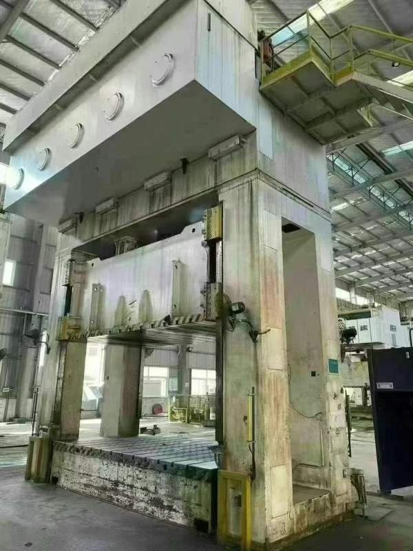 上海工厂出售： 合肥锻压1250吨台面2.24.2米开口2米需.