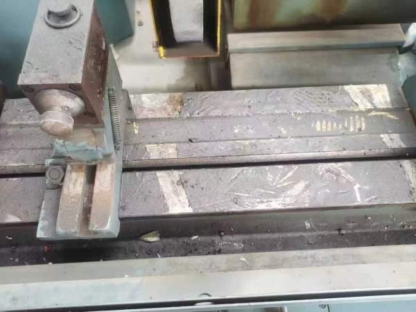 无锡上机1320B外圆磨，重庆大学设备，安装未用