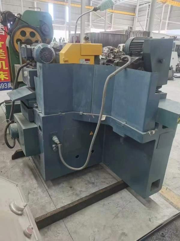 无锡上机1320B外圆磨，重庆大学设备，安装未用