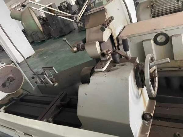 北京产1350/3000外圆磨，安装少用