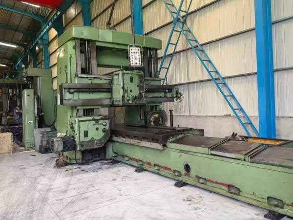 北一重型的龙门铣床1.254米，仓库提货
