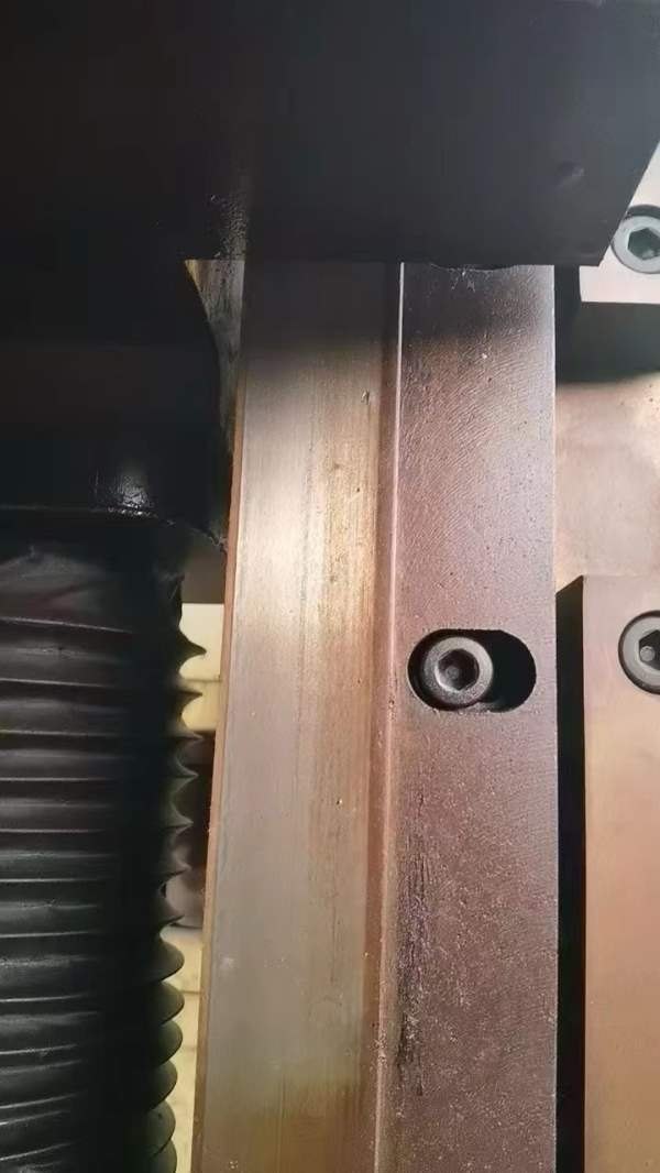 扬州捷迈产，锻压400吨闭式单点压力机，加大行程500、.