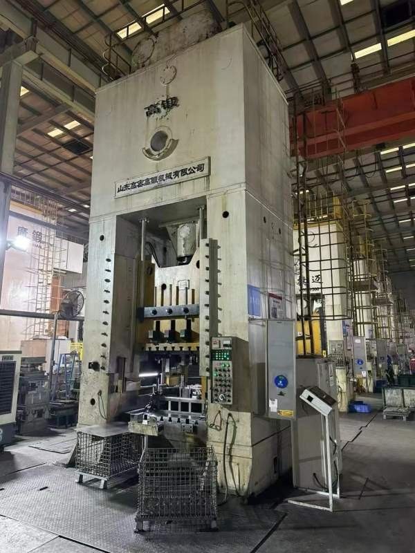 出售：一台，1台800，5台630需要的朋友在联系我，西安.