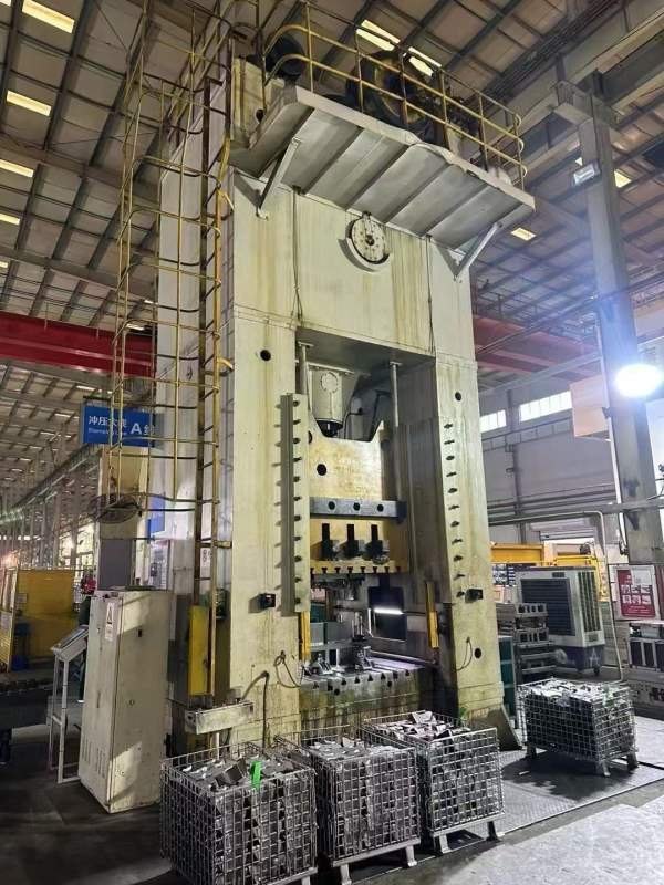 出售：一台，1台800，5台630需要的朋友在联系我，西安.