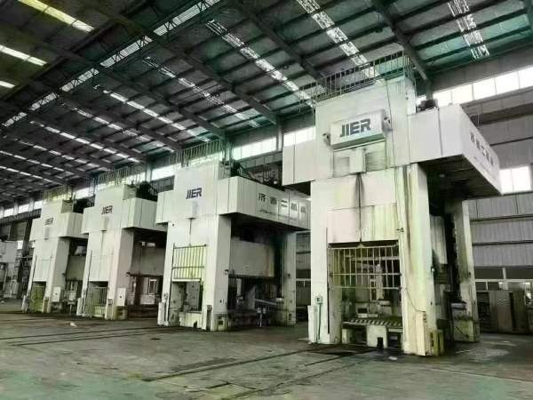 汽车配件厂：出售1济南四点线1000/630/630/630在位出.