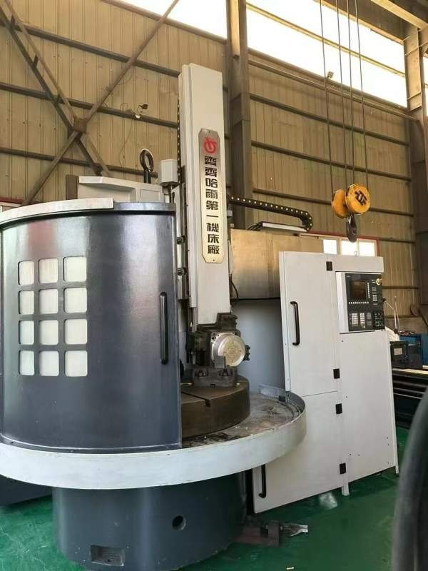 1600立车，很新，齐齐哈尔的，数控是西门子