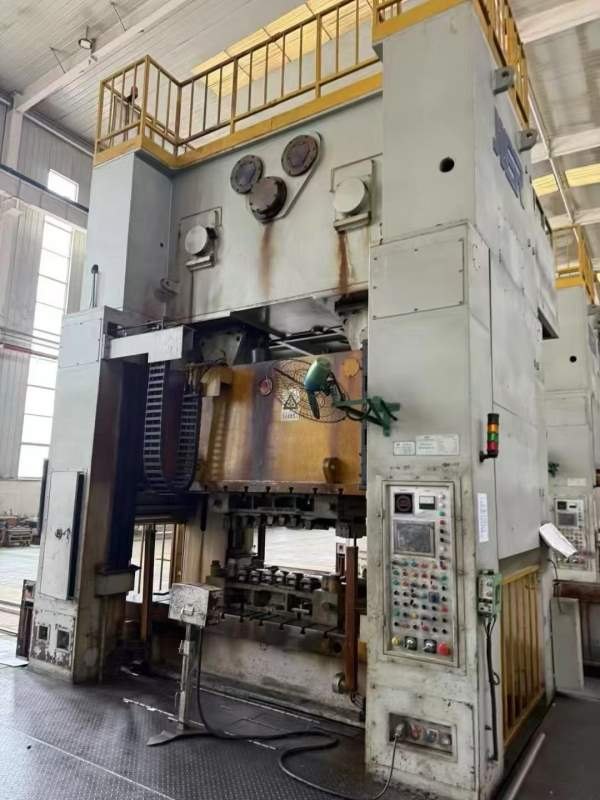 济南二机产，小冲压机0250需要的朋友联系，单侧移台工.