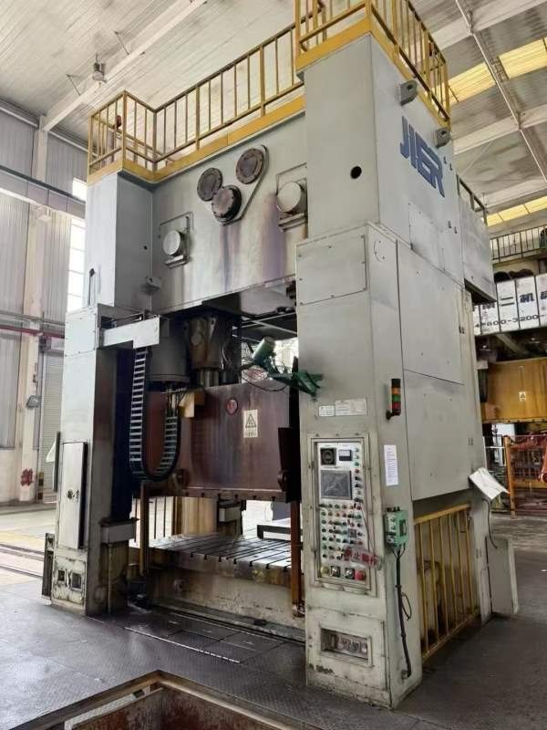 济南二机产，小冲压机0250需要的朋友联系，单侧移台工.