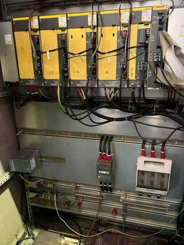 武汉重型机床集团有限公司数控定梁龙门镗铣床型号XKG2.