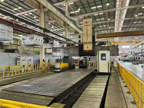 武汉重型机床集团有限公司数控定梁龙门镗铣床型号XKG2.