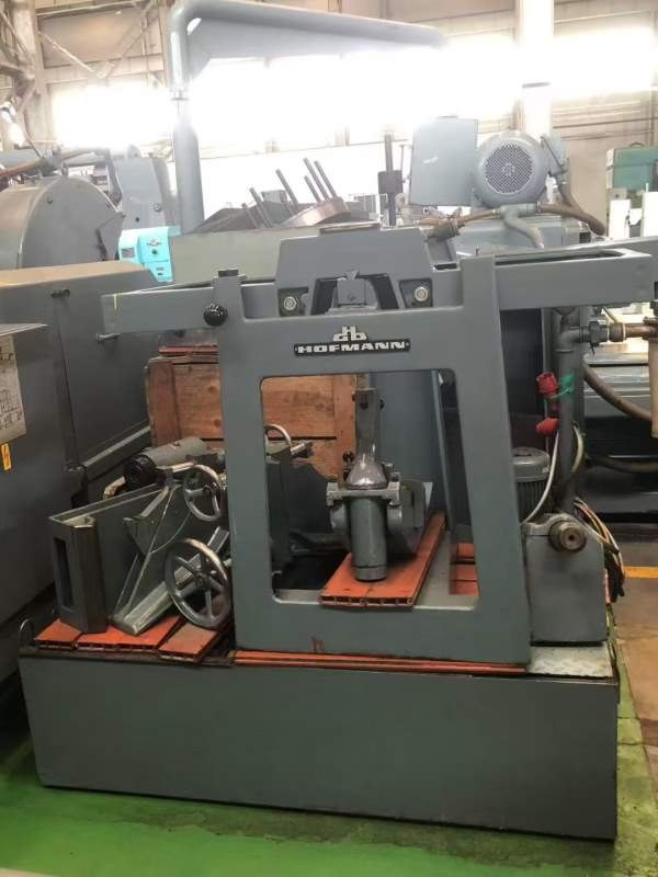 出售：國内稀有设备德国品牌林德纳，纳克索斯产，曲轴.