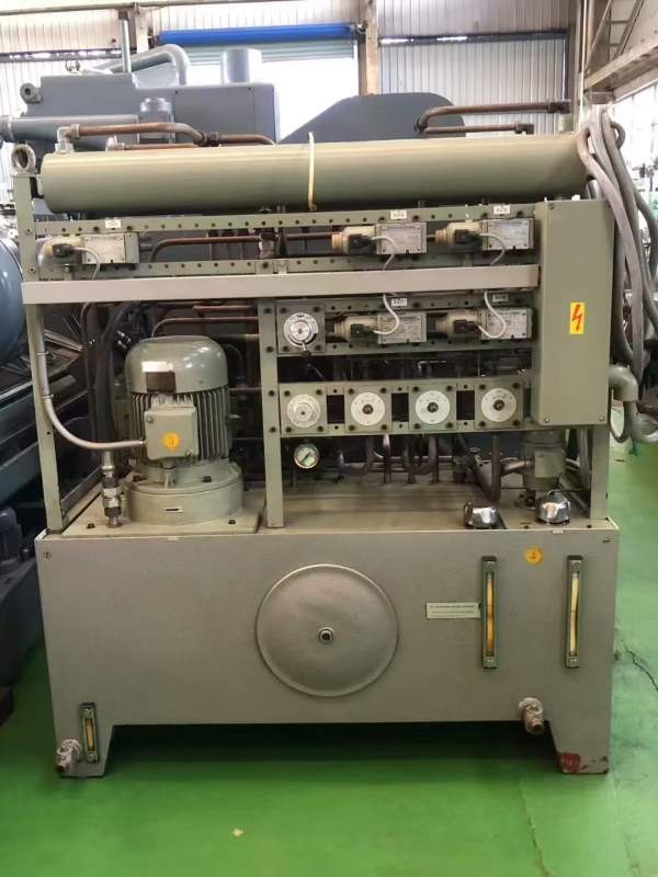 出售：國内稀有设备德国品牌林德纳，纳克索斯产，曲轴.