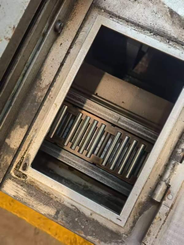 出售：國内稀有设备德国品牌林德纳，纳克索斯产，曲轴.