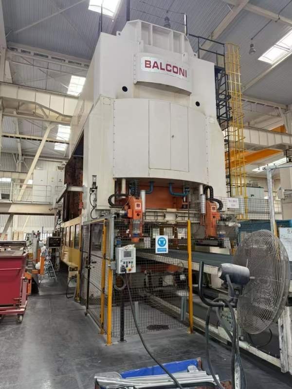 意大利巴尔科尼BALCONI生产闭式四点多工位1600T机械压.