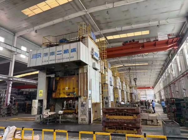 工厂在位济南二机三条线：800-400-400-400-400T，800-.