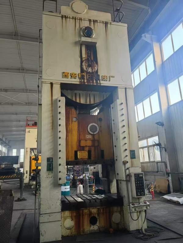 单点630吨，高密锻压