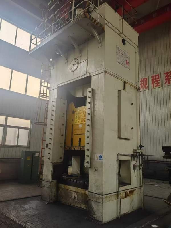 单点630吨，高密锻压