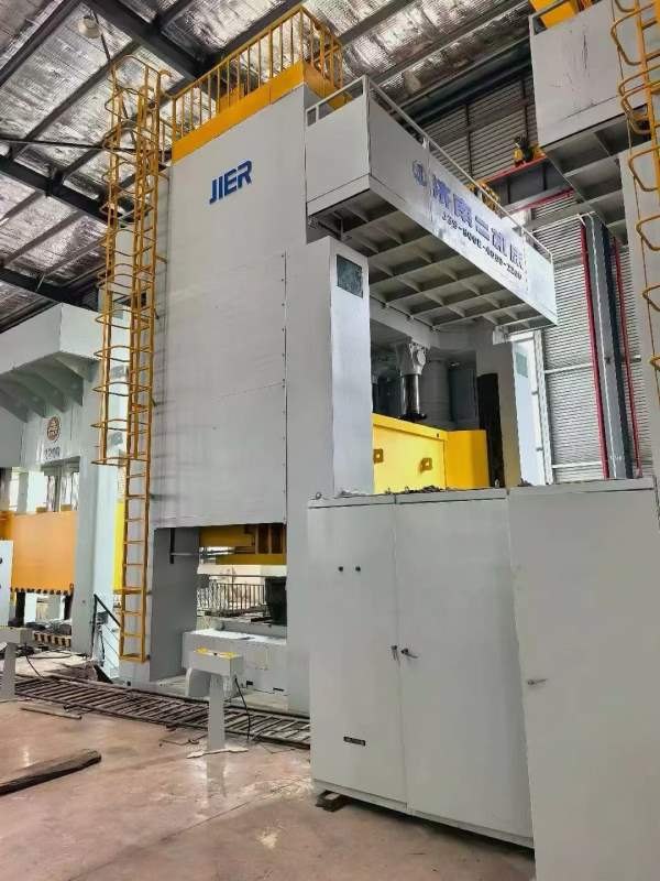 在位出售：济二四点机械五连线2000-1000-800-800-800.