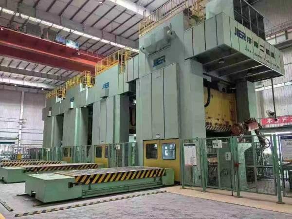 济南二机产，闭式四点，全新机，安装未用5250吨2250-1.