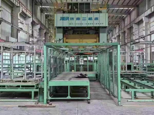 济南二机产，闭式四点，全新机，安装未用5250吨2250-1.