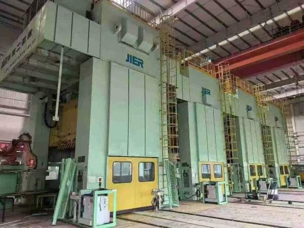 济南二机，闭式四点，全新机安装未用，5250吨2250-100.