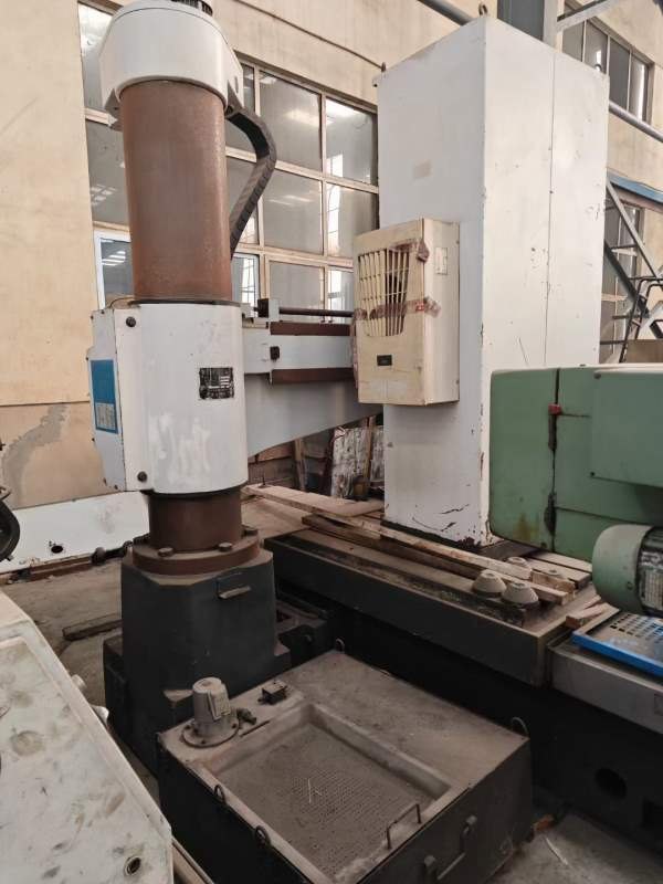 中捷3850数控龙门钻，台面1000乘1250，钻孔50