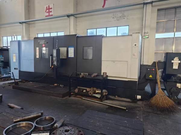 韩国原装斗山PUMA800L数控车床，主轴通孔320配32寸卡.