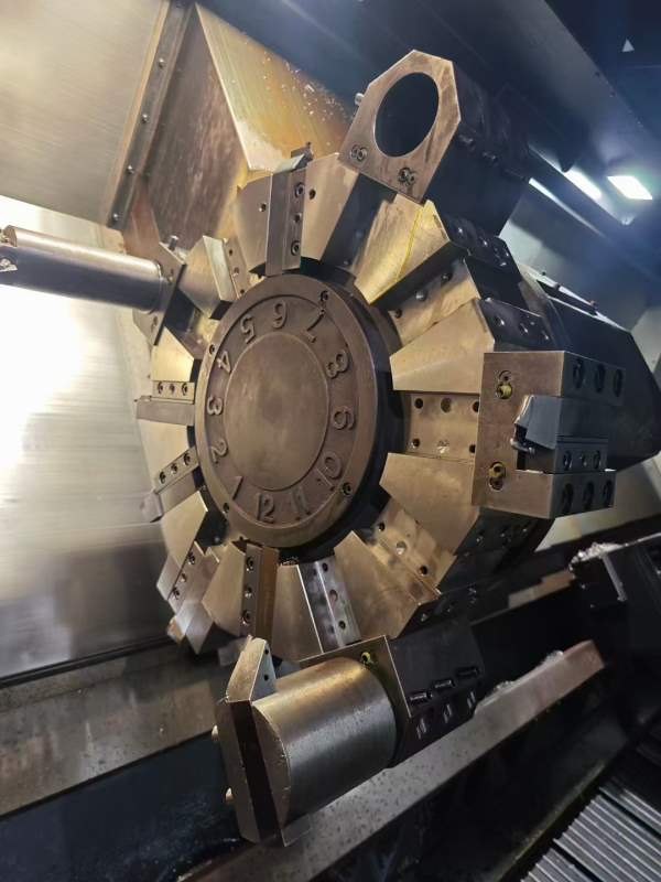 韩国原装斗山PUMA800L数控车床，主轴通孔320配32寸卡.