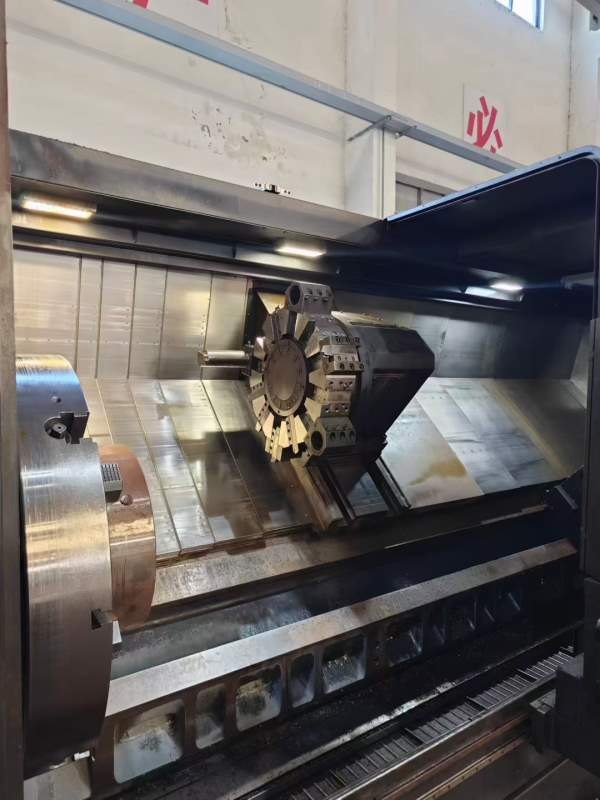 韩国原装斗山PUMA800L数控车床，主轴通孔320配32寸卡.