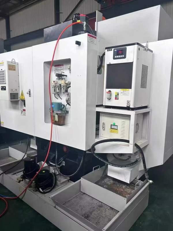 同款2台重型厚道VF-85准新加工中心、发那科MFplus系统.